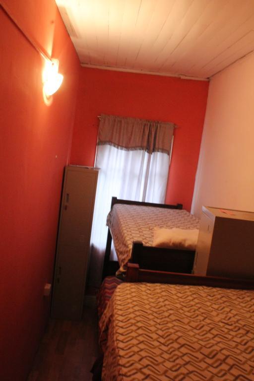 Hostal Barrio Brasil Сантяго Екстериор снимка